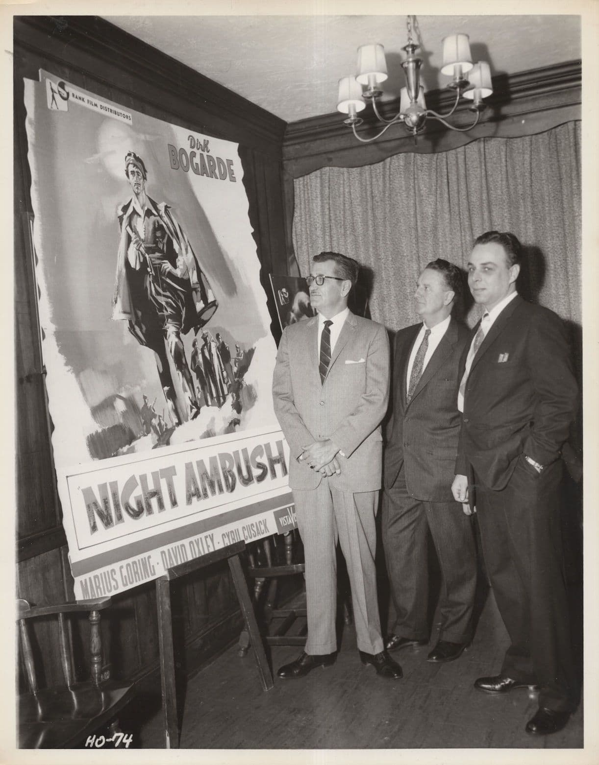 Dirk Bogarde Night Patrol Rank Film 1957 Dinner 10x8 Press Photo