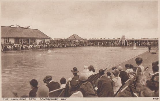 Dovercourt Sports Swimming Pool Vintage Old Postcard