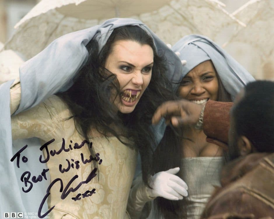 Elizabeth Croft Dr Who Vampire Casualty Stunning 10x8 Hand Signed Photo