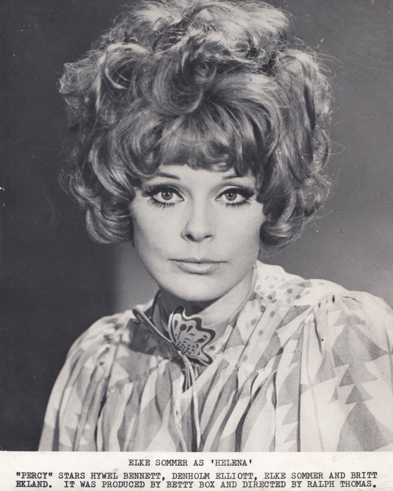 Elke Sommer in Percy with Britt Eckland Vintage Press Photo