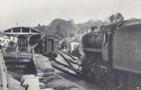 Engine 76065 Lymington Pier Waterloo Stationi in 1961 Old Train Railway Postcard