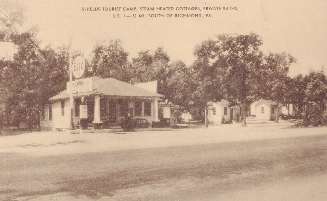 Esso Petrol Garage at Shields Tourist Camp Richmond USA Old Postcard