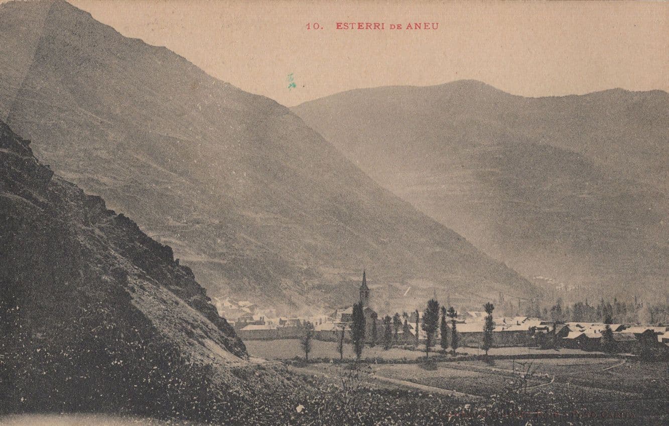 Esterri de Aneo Library Barcelona Book Store Frank Old Spanish Postcard