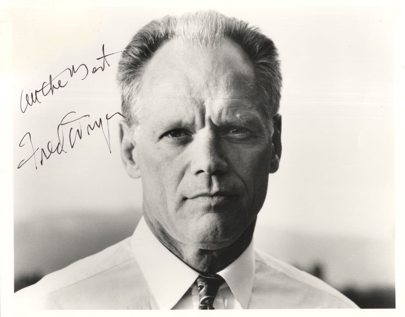 Fred Dryer Hunter Cheers LA Rams San Diego NFL 10x8 Hand Signed Photo