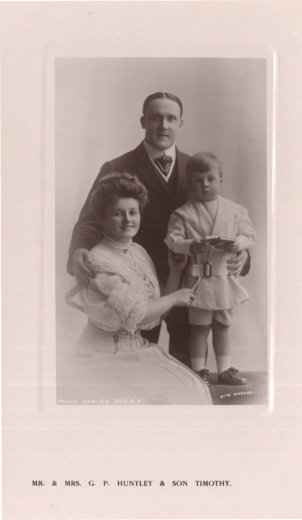 George GP & Mrs Huntley Charge Of The Light Brigade Actor Postcard