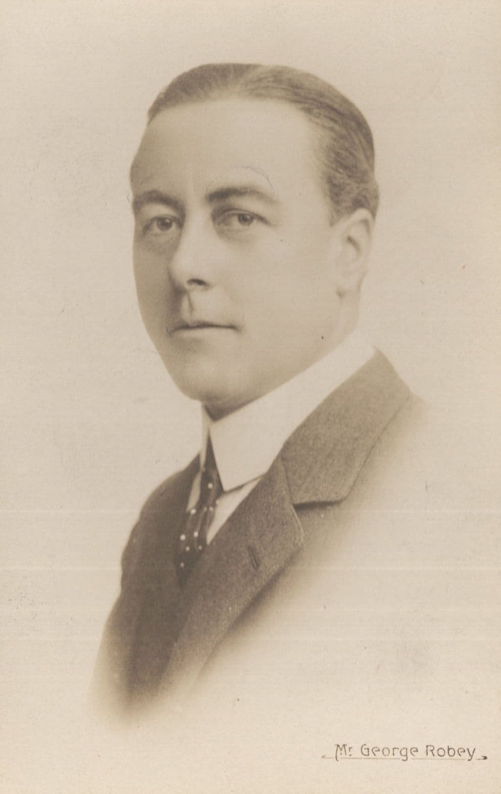 George Robey in Posh Suit Antique Theatre Hall Actor EX Postcard