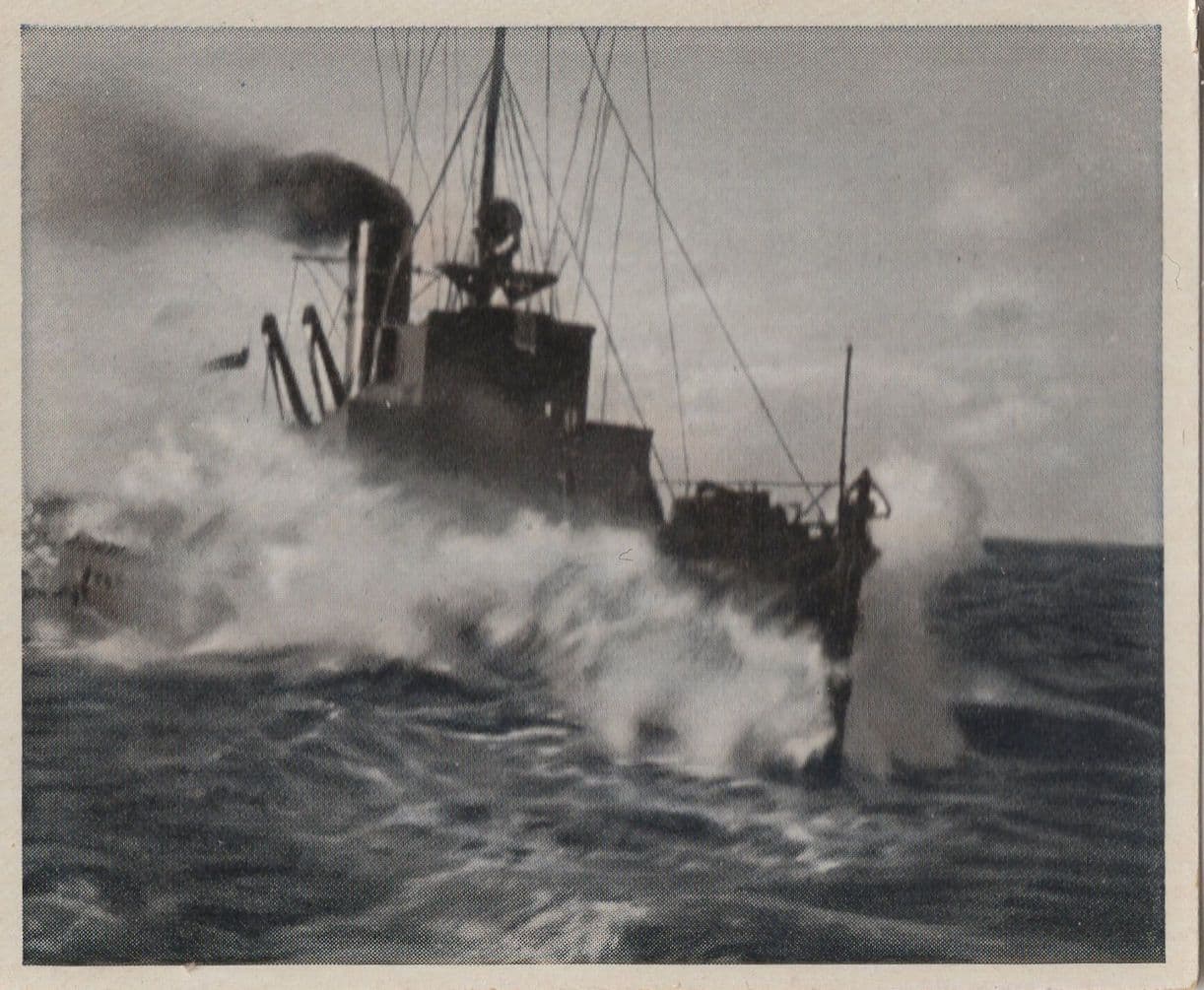 German Fishery Protection Fishing Boat Fischereischutzboot Cigarette Card