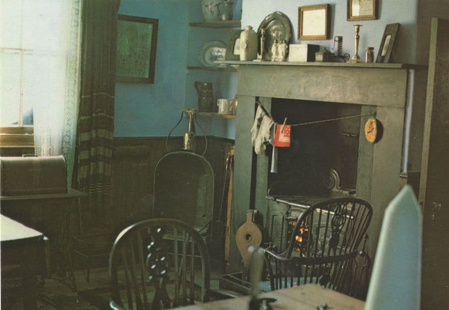 Glastonbury Somerset Rural Life Museum Farmhouse Kitchen Postcard
