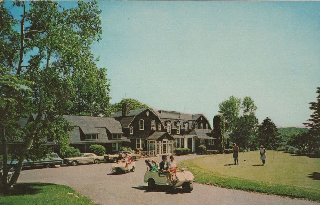 Golfing Buggy Cars at St Andrews Golf Club New York USA 1970s Postcard