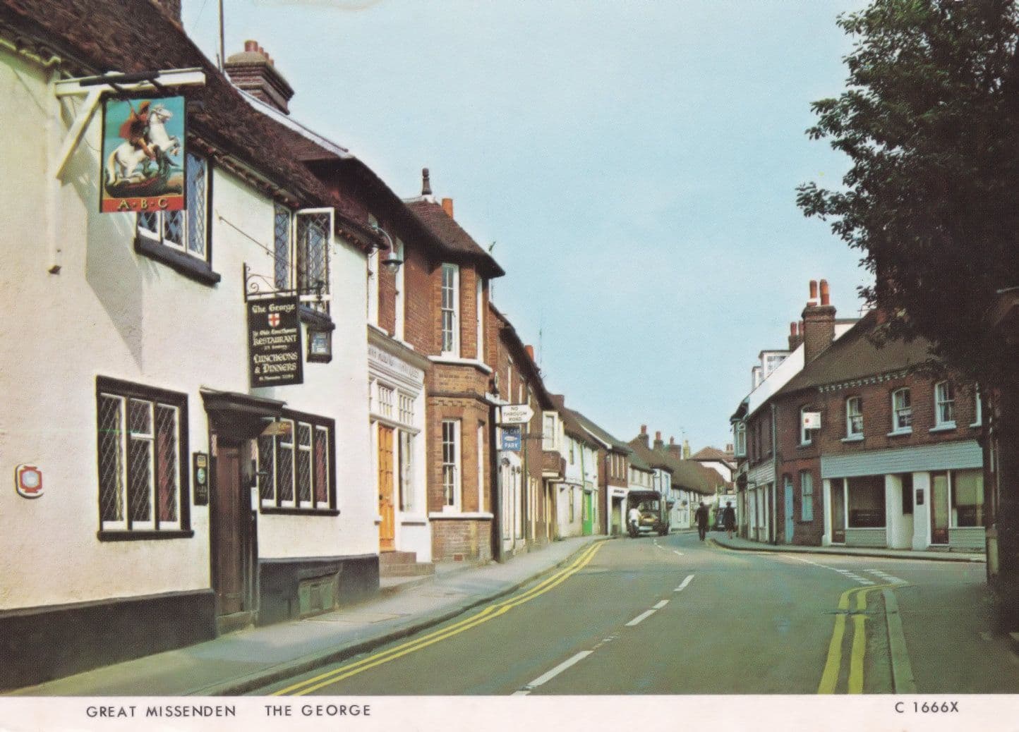 Great Missenden George Pub Bucks 1980s Postcard
