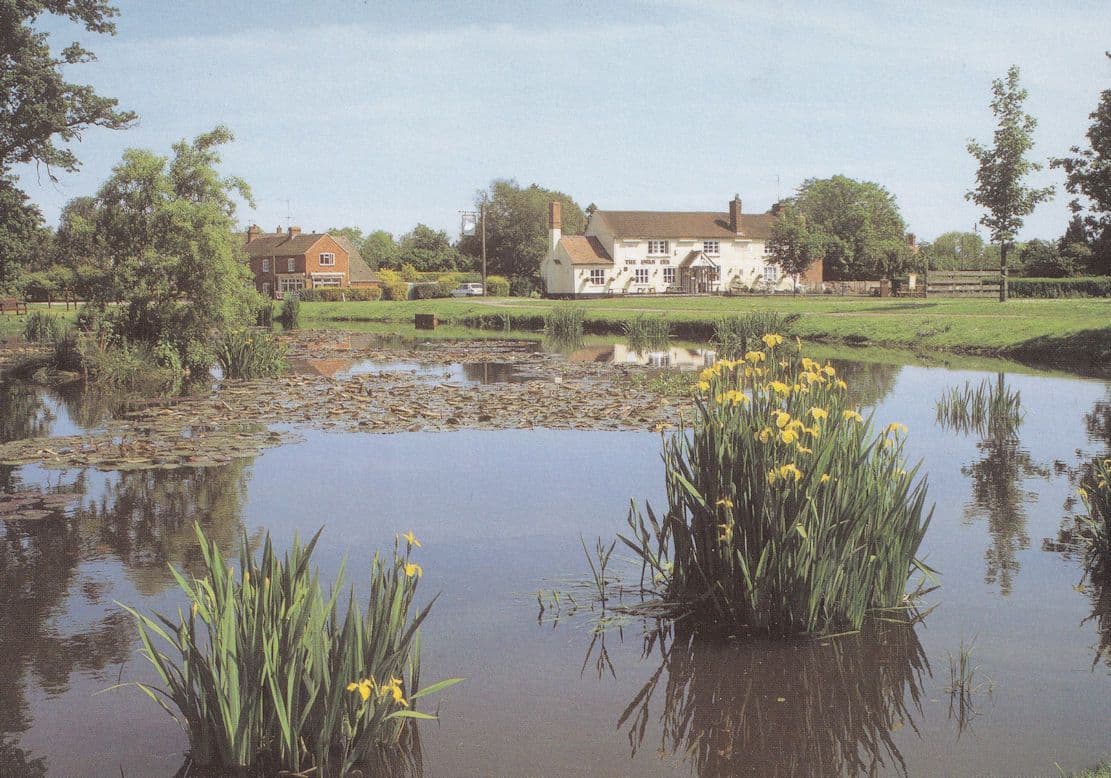 Hanley Swan Village Pond Worcestershire Postcard