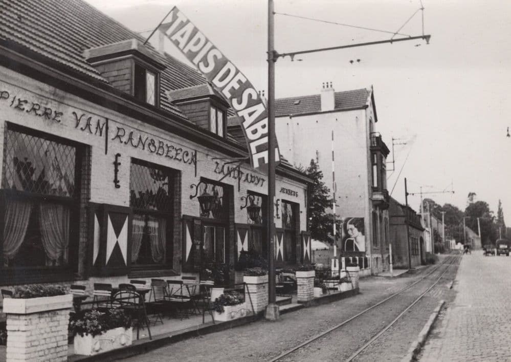 Hekelgem Restaurant Pierre Van Ransbeck Zandtapijt Sandcarpet Postcard