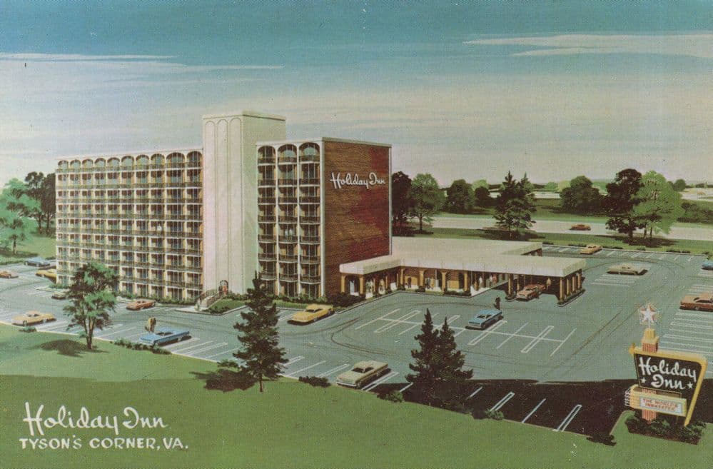 Holiday Inn Hotel Tysons Corner Vancouver Canada Postcard