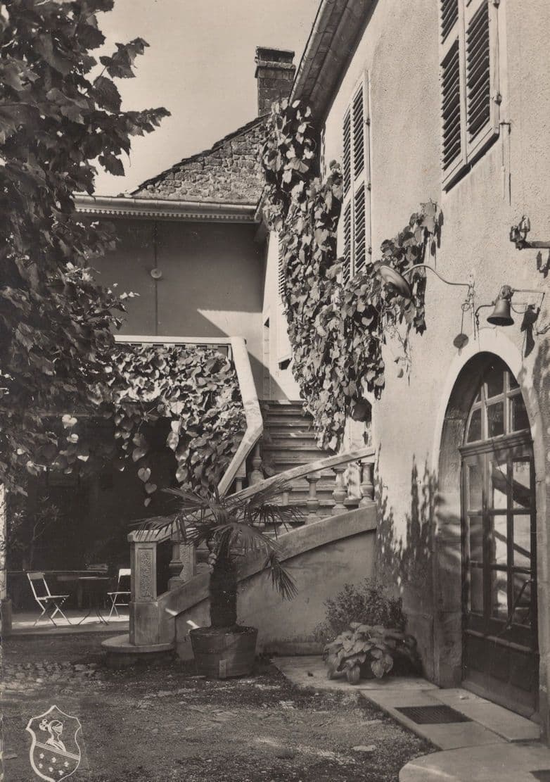 Hotel le Manoir Mouthier Garden Staircase Rare French Old Postcard