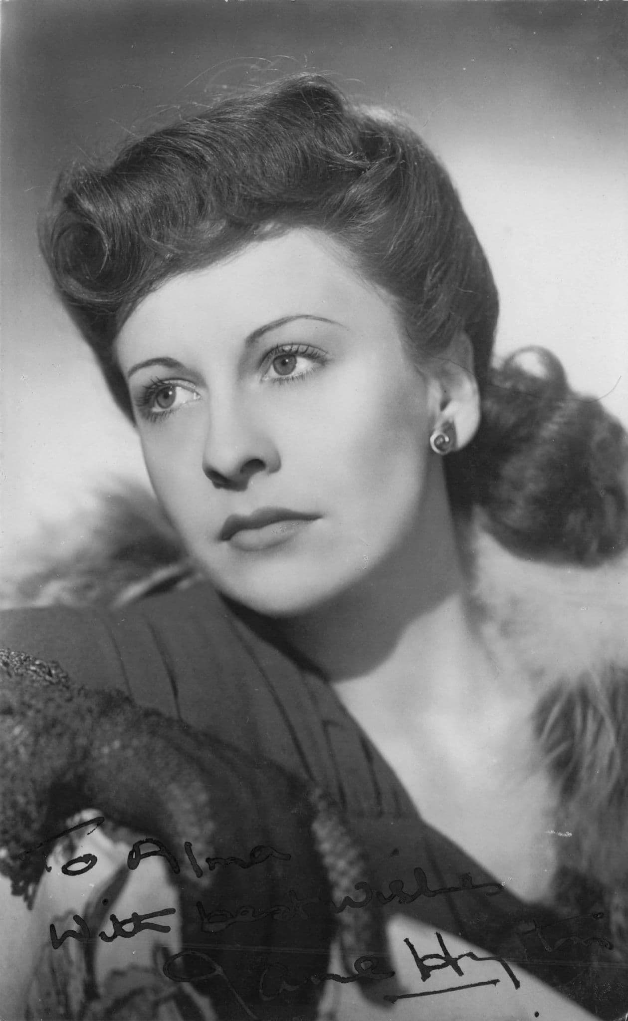 Jane Hylton Some Mothers Do 'Ave Em Vintage Hand Signed Photo