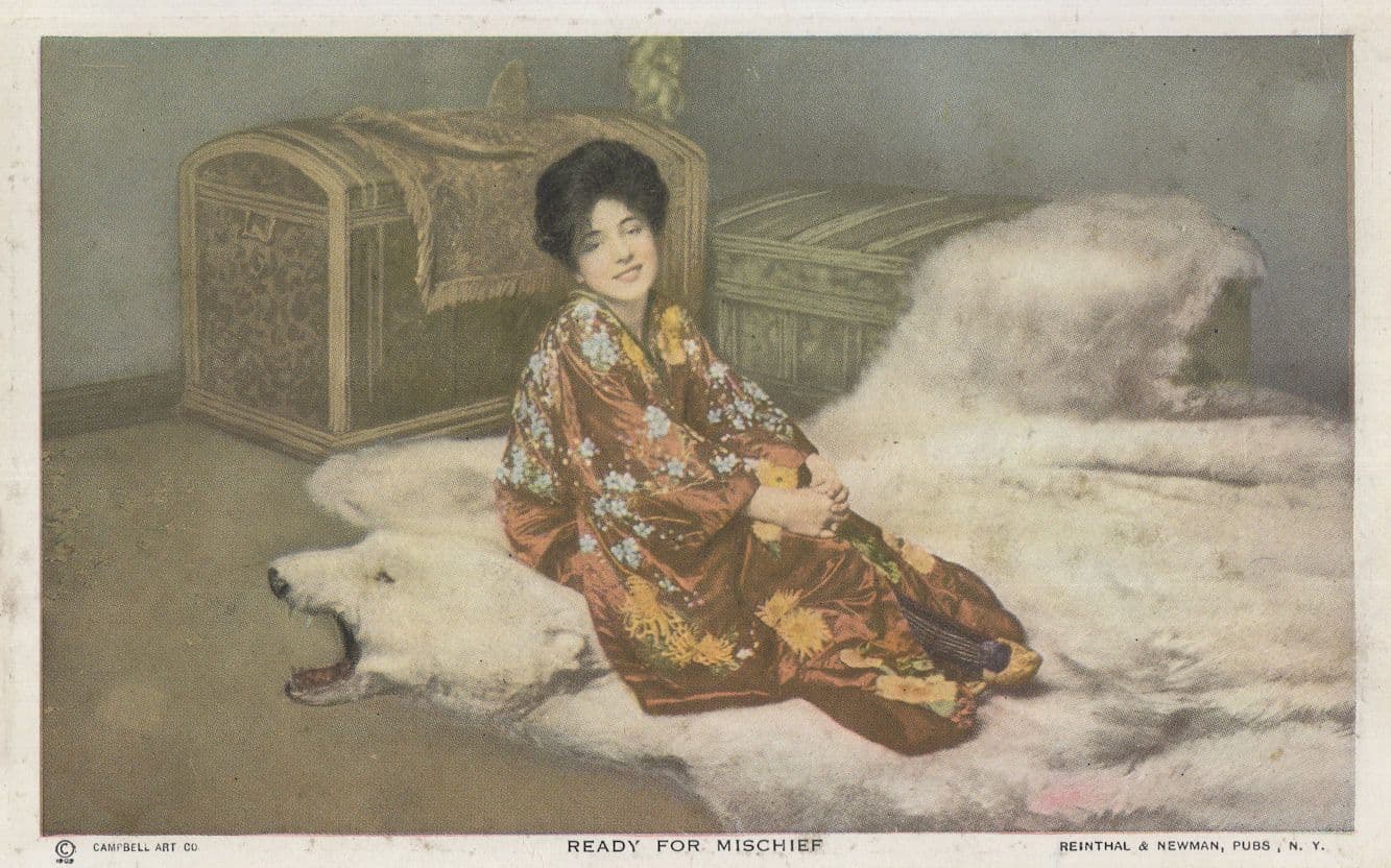 Japanese Style Kimono Lady Bear Rug Hakuseijutsu Carpet Taxidermy Old Postcard