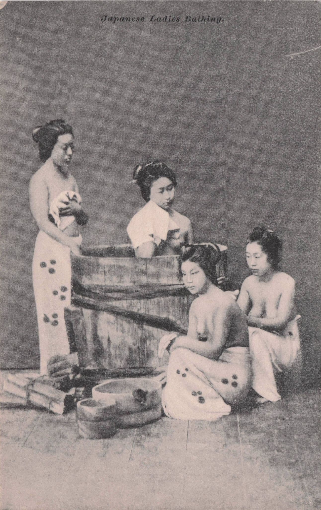 Japanese Women Ladies Bathing Antique Risque Rare Old Postcard