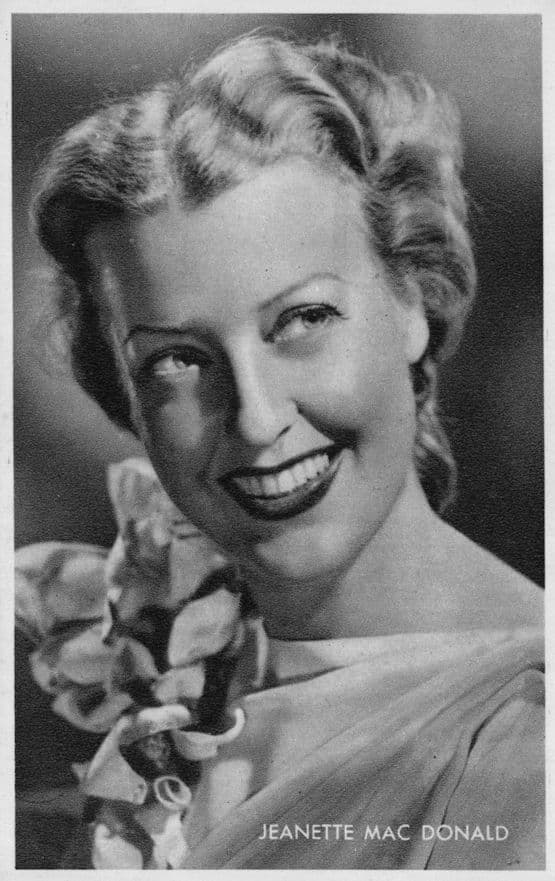 Jeanette MacDonald Vintage Rare Kwatta Film Movie Postcard Size Portrait