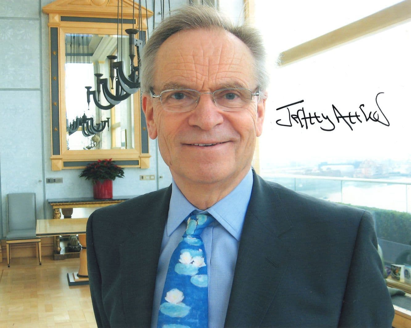 Jeffrey Archer Book Author 10x8 Large Hand Signed Photo