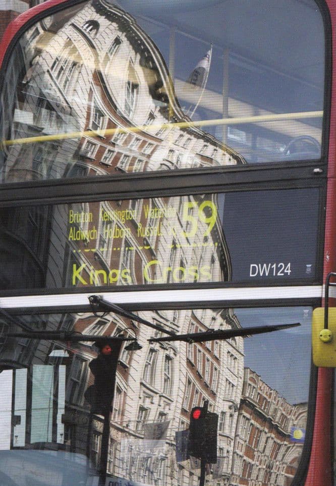 Kings Cross 59 Bus London Optical Illusion Photography Winner Rare Postcard