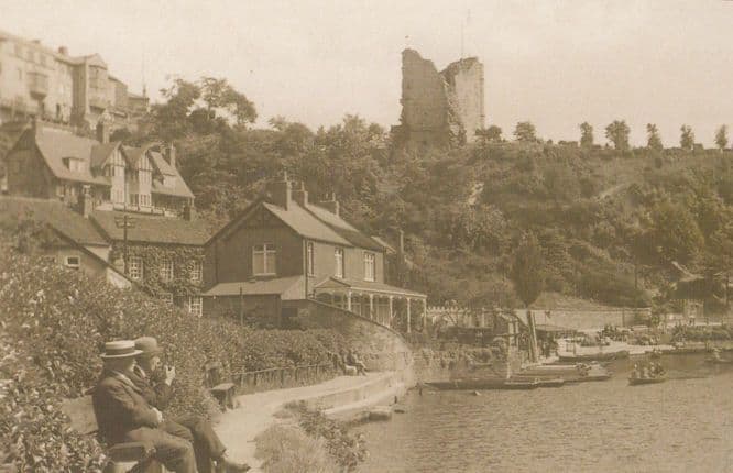 Knaresborough Yorkshire Straw Hat Man Eating Enjoying River View Large Postcard