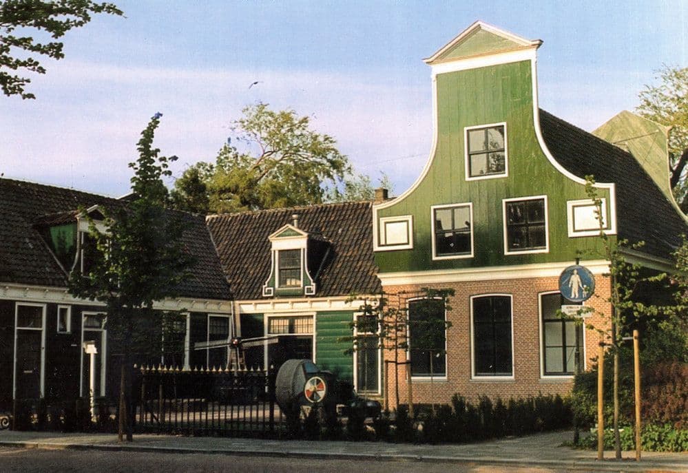 Koog Aan De Zaan Molenmuseum Holland Postcard