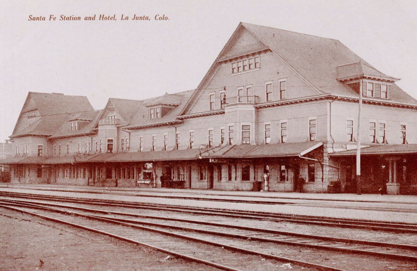 La Junta Colorado Santa Fe Station Hotel USA Railroad Old Photo Postcard