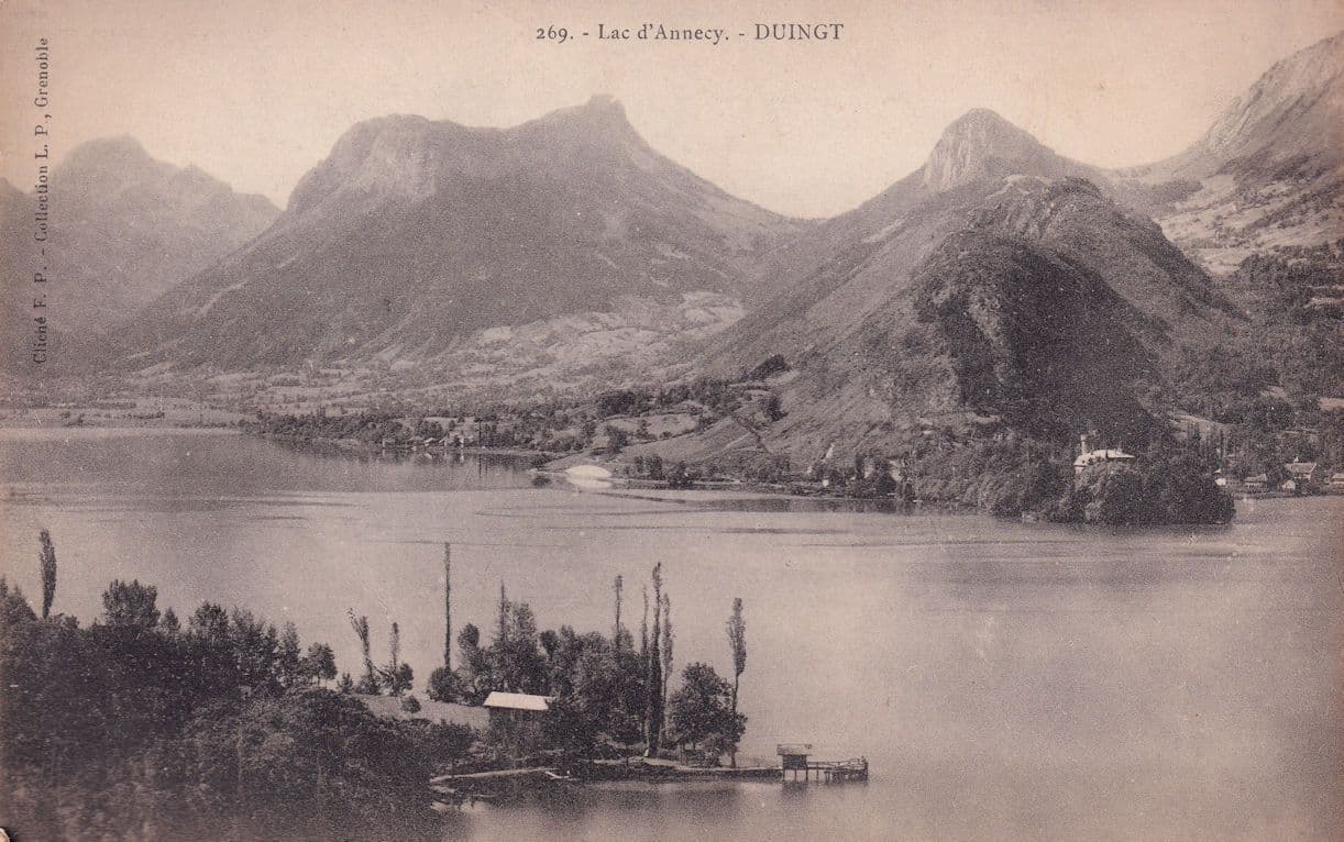 Lac D'Annecy Le Roc De Chere Duingt Boats Old French Postcard