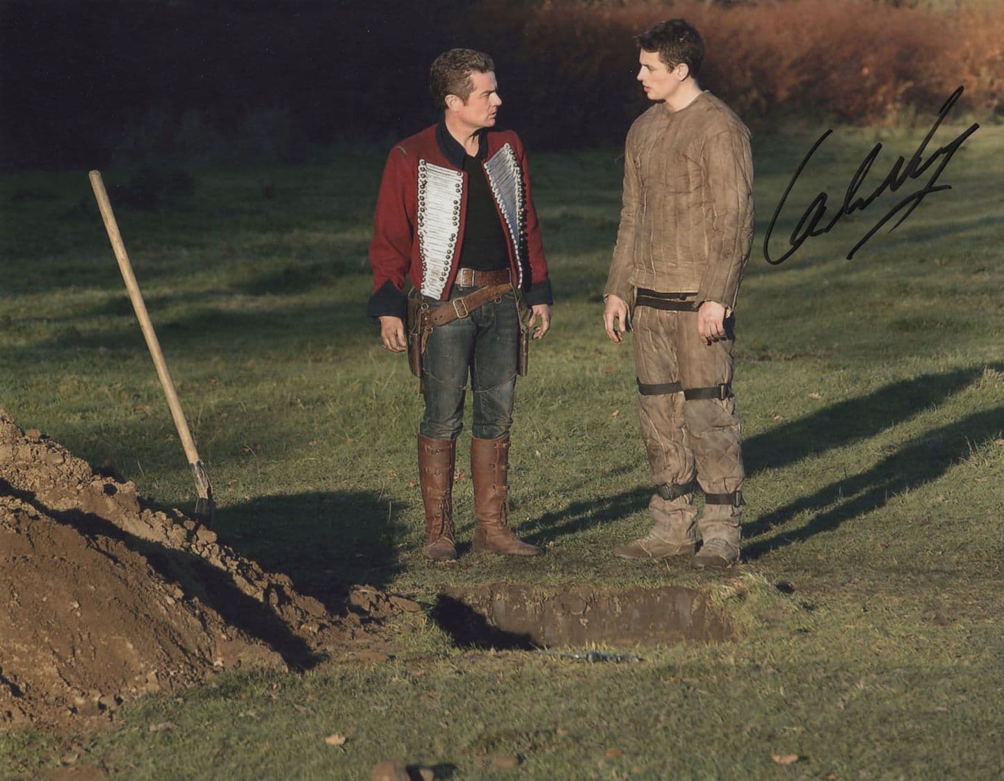 Lachlan Nieboer Gray Torchwood Dr Who 10x8 Hand Signed Photo