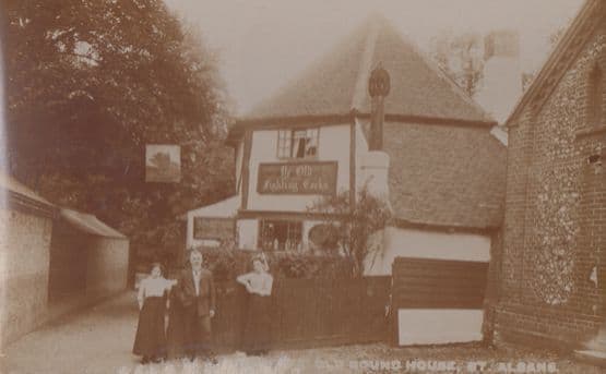 Landlord Kitchen Staff Maids Round House Inn St Albans Herts Real Photo Postcard