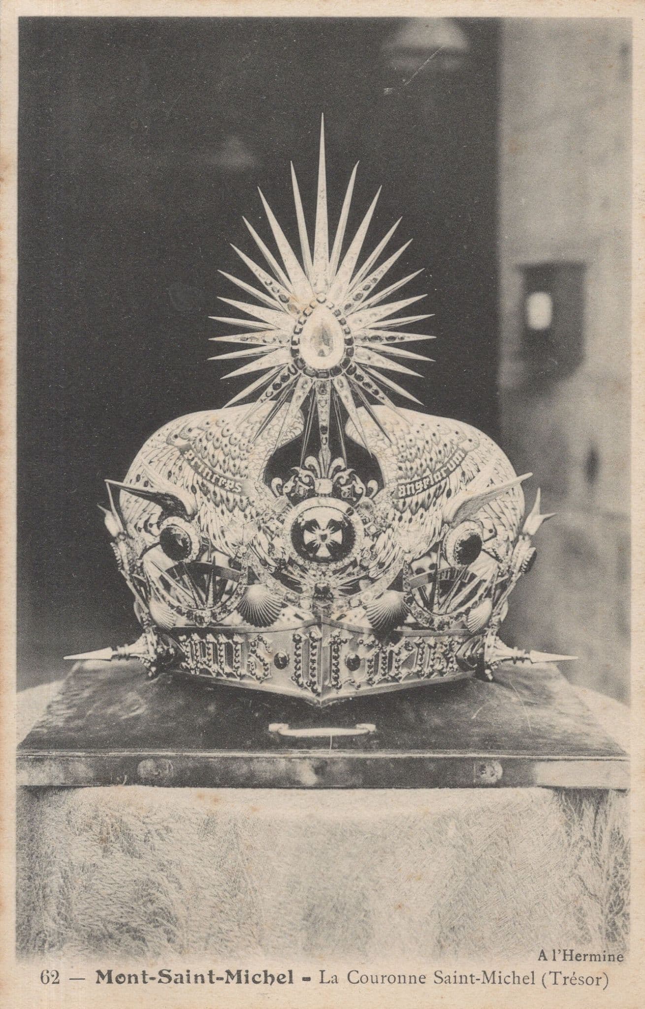 Le Mont Saint Michel La Couronne French Royal Crown Old Postcard
