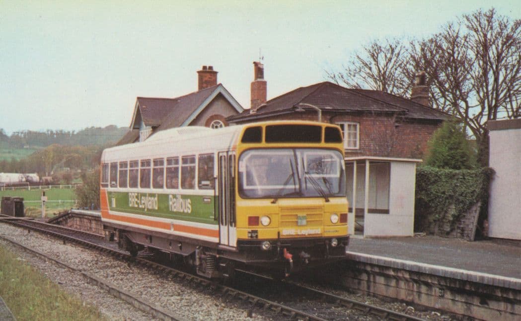 Leyland Railbus RDB972030 Train LEV3 at Severn Beach Postcard
