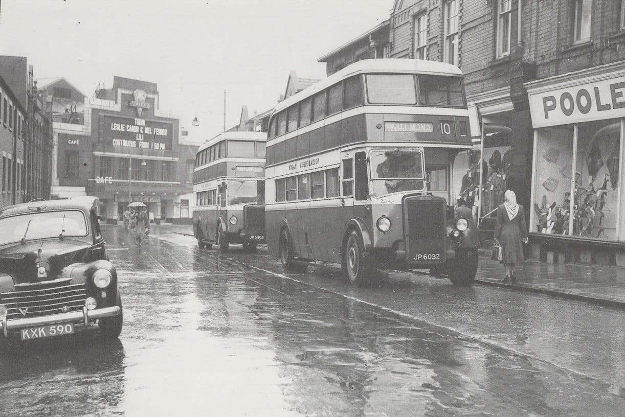 Lili Carnival Puppet Film Cinema 1953 Wigan Bus Postcard