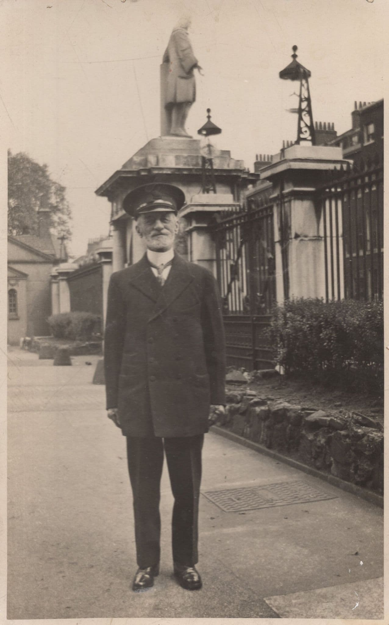 London Attendant Uniform Park Worker Maybe Palace Museum Old Postcard
