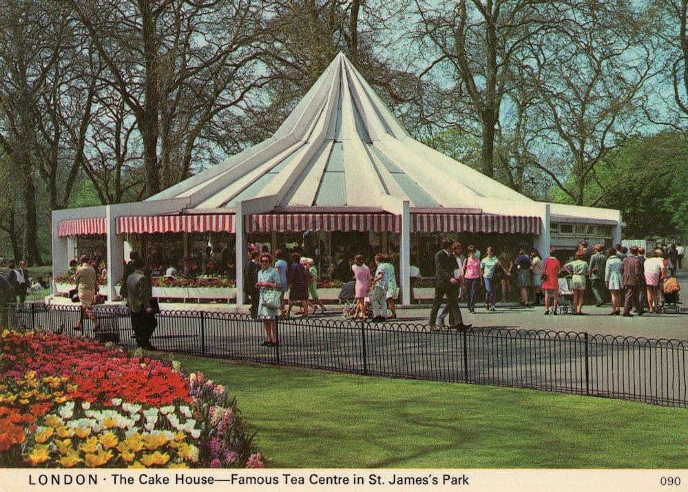 London The Cake House St James Park Harold Wilson PM Postcard
