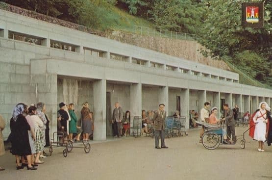 Lourdes The Sick Healing Baths Bathes Postcard