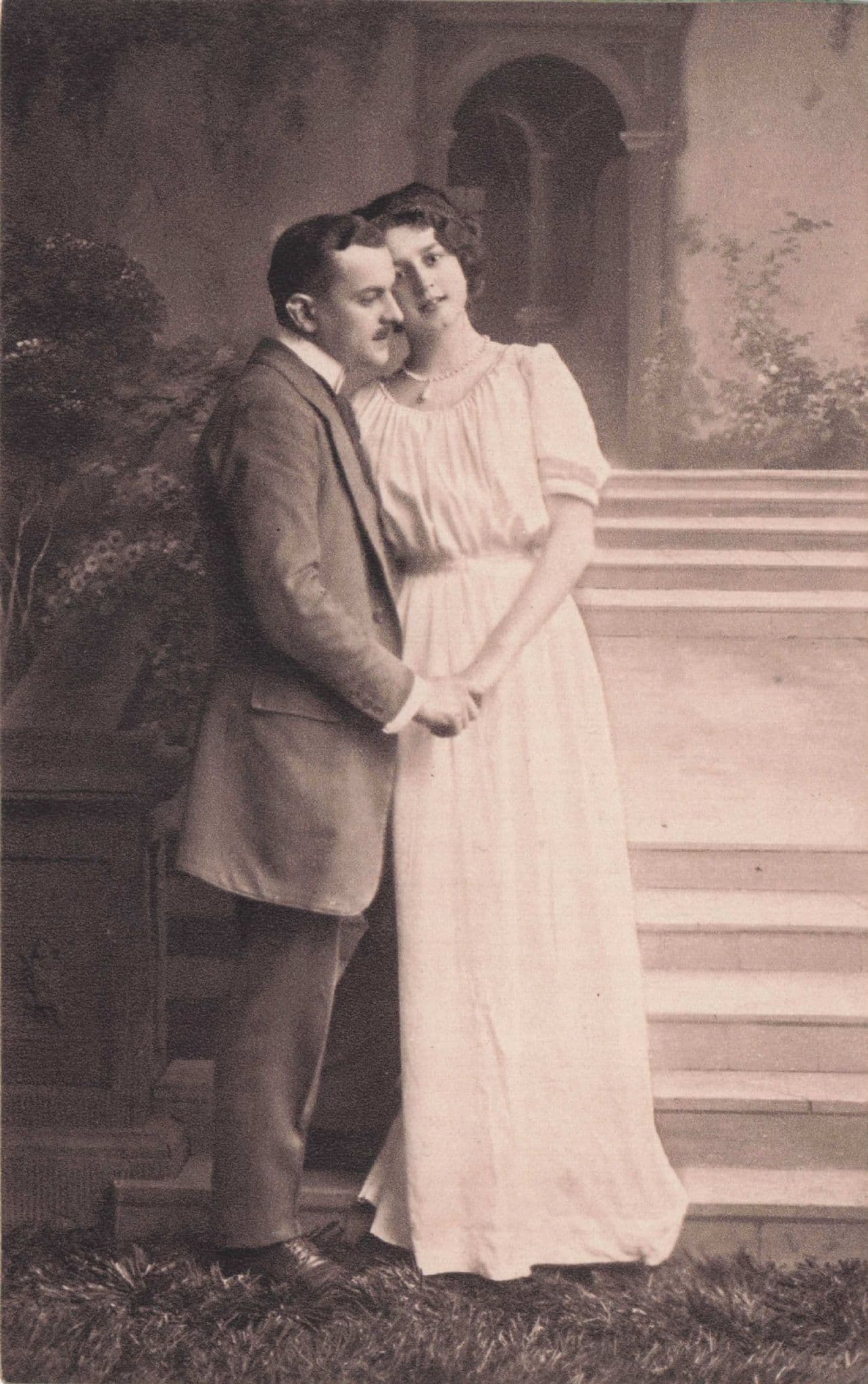 Lovers In Courtyard Seduction French France Secret Code Antique Postcard
