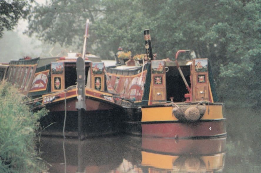 Lowsonford South Stratford Canal Narrowboat Postcard