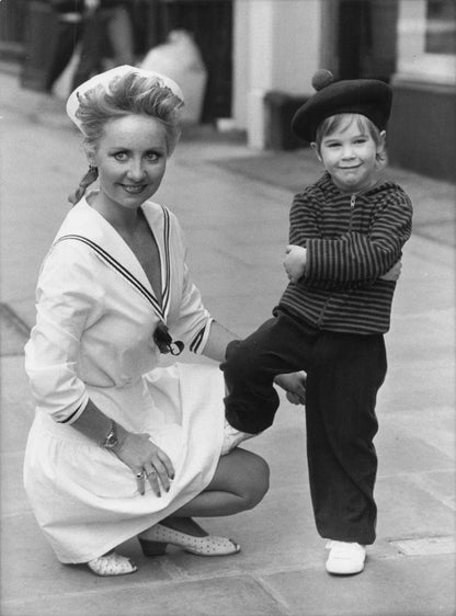 Lulu Launches Freemans 1980s Fashion Catalogue 9x7 Press Photo