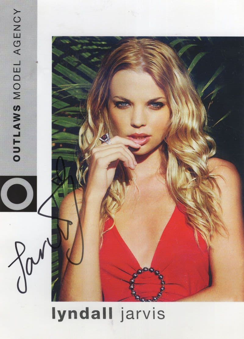 Lyndall Jarvis Metal Gear Solid Game Supermodel Hand Signed Photo