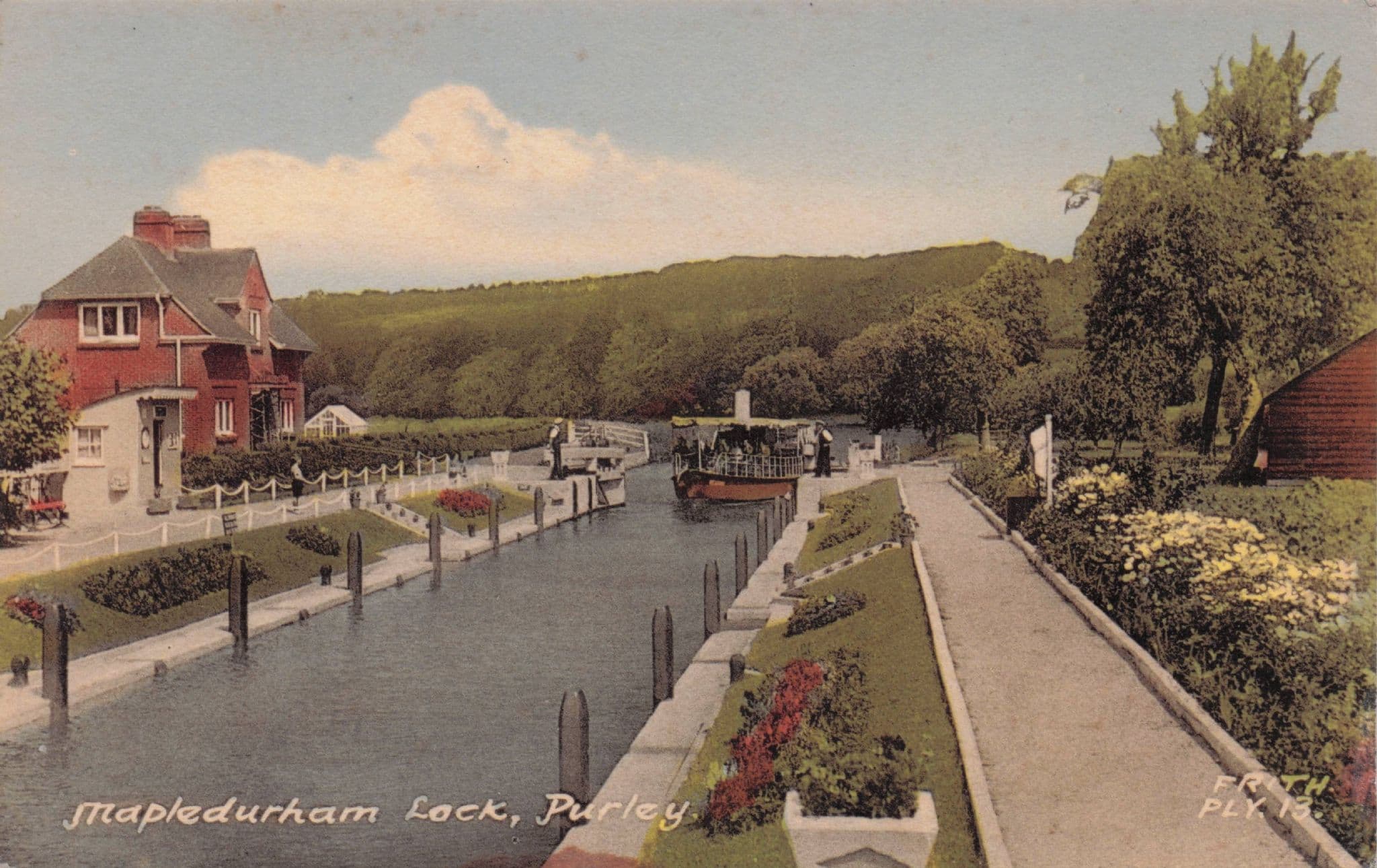Mapledurham Lock River Purley Reading Berks River Old Postcard