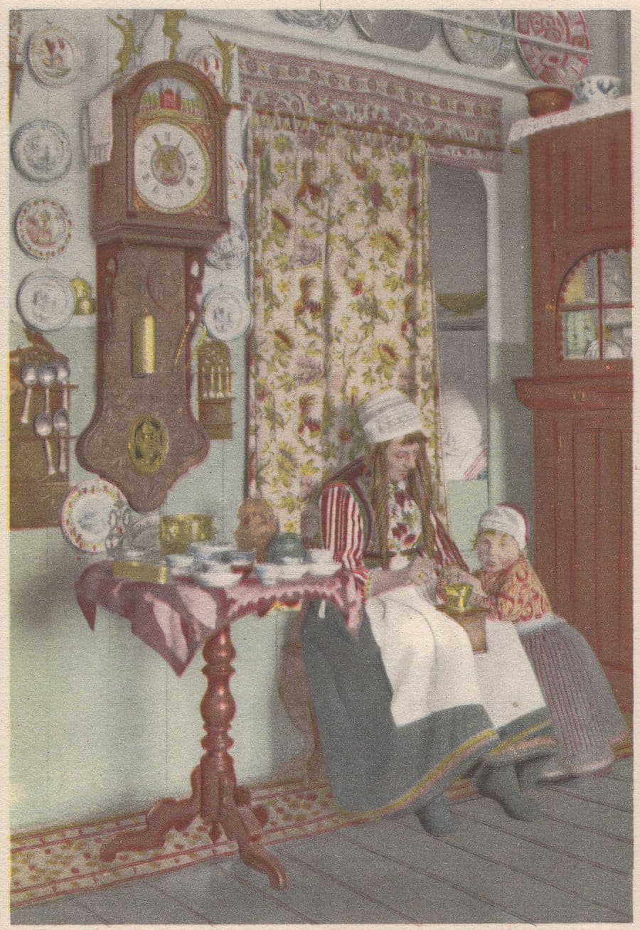 Marken Ijssel Lake Costume Fashion Old Clock Holland Postcard