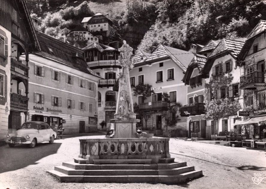 Marktplatz Hallstatt Salzkammergut Real Photo Postcard