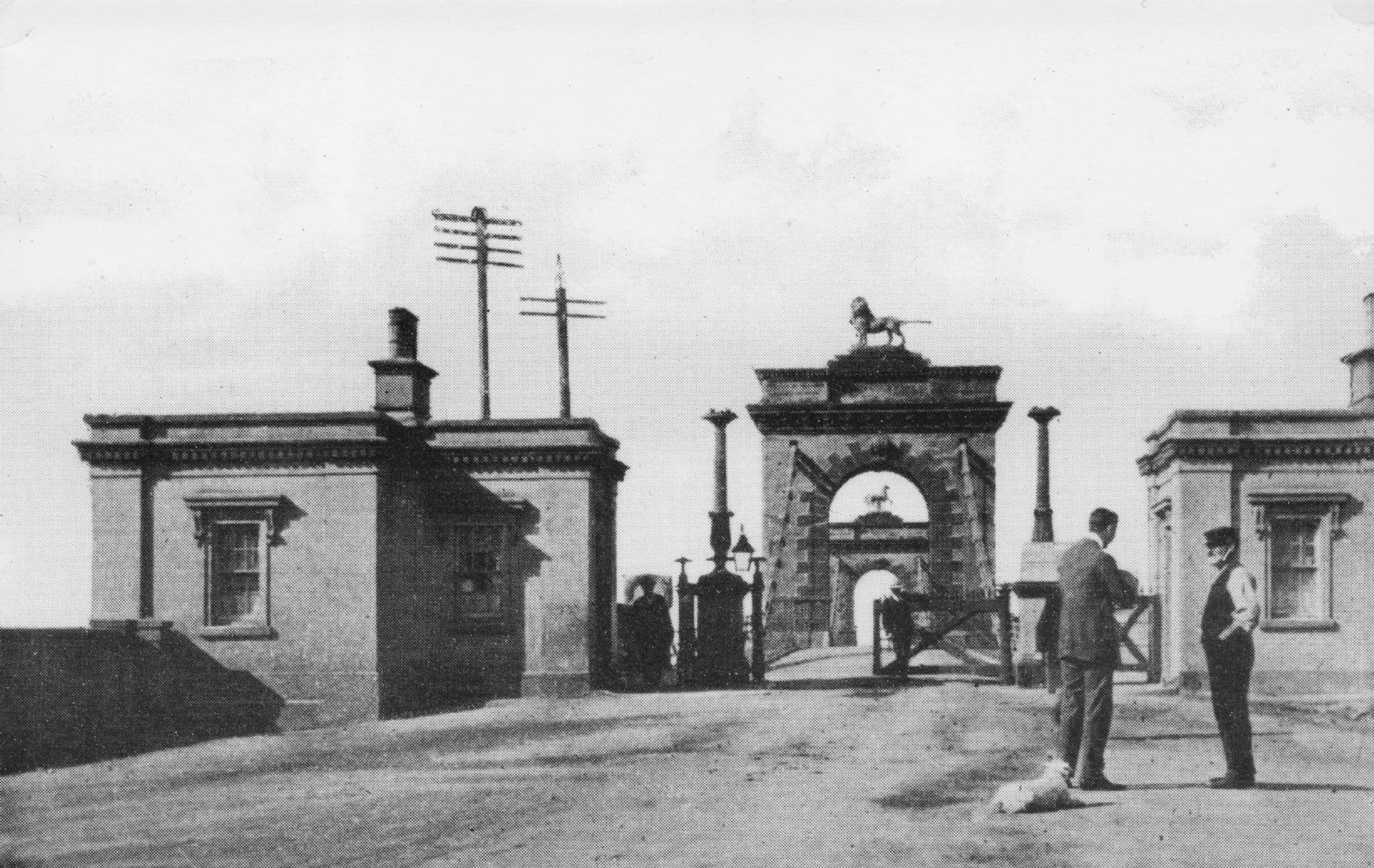 Masonry Work Norfolk Suspension Bridge Shoreham By Sea Sussex Postcard