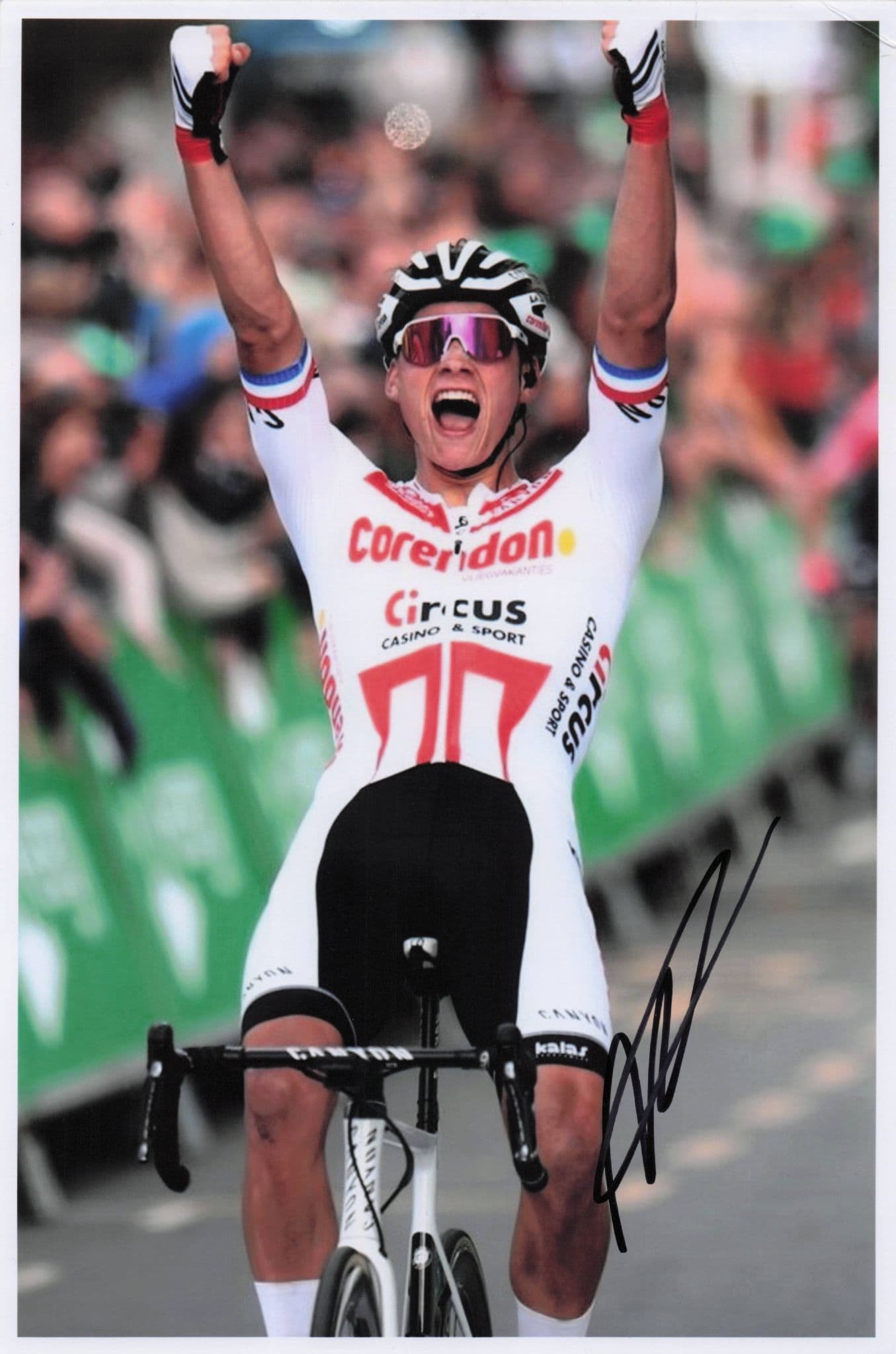 Mathieu Van Der Poel Dutch Cycling 2019 Tour Of Britain 12x8 Hand Signed Photo