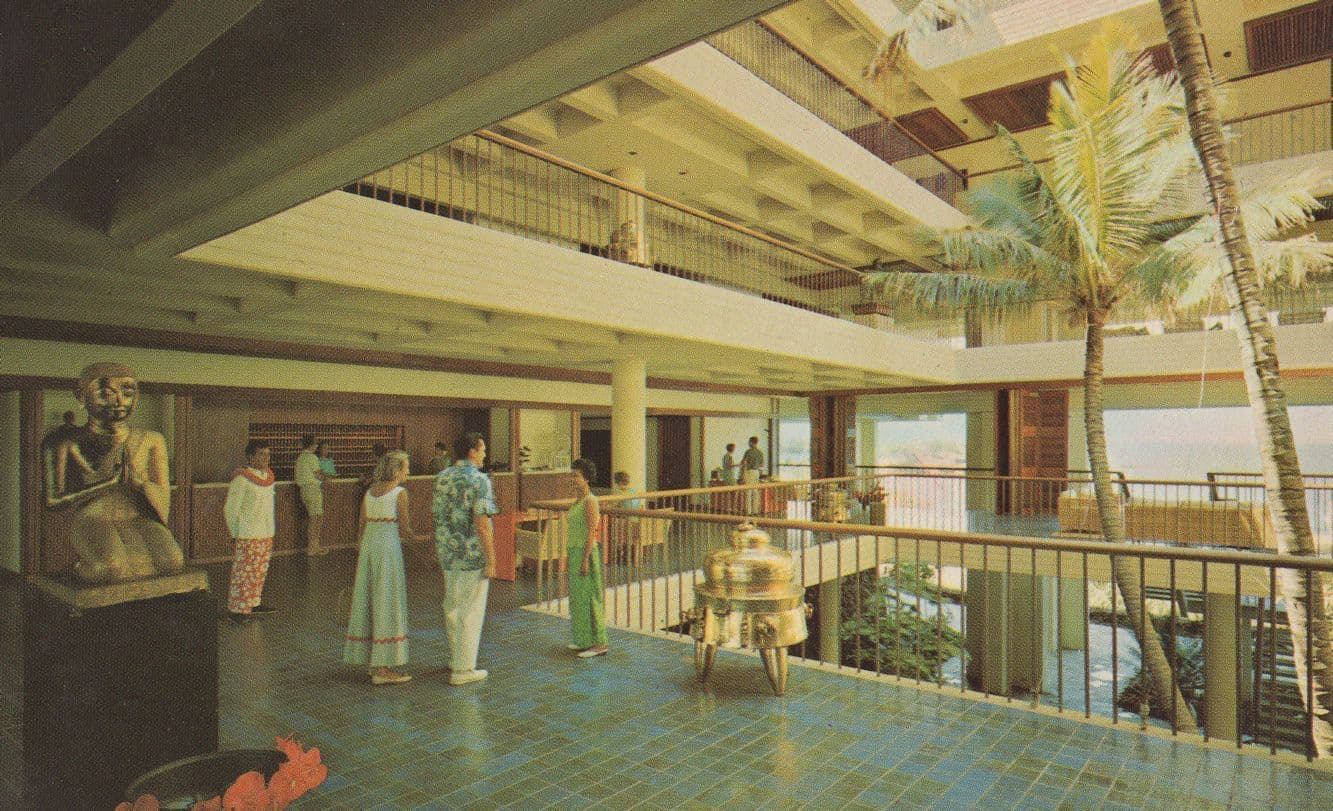 Mauna Kea Beach Hotel Hawaii Worlds Most Diverse Resort USA Postcard