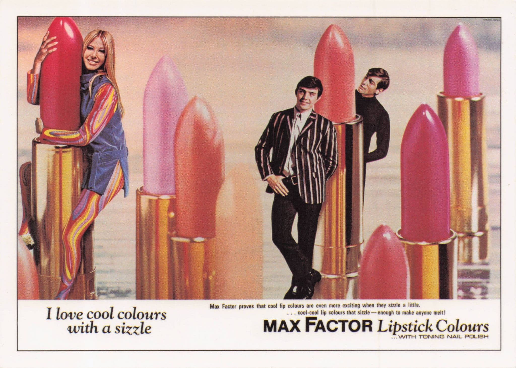 Max Factory Sexy Lipstick 1960s Fashion Make Up Advertising Postcard