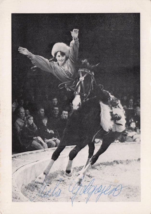 Micha Cesarz Golgojew Denmark Circus Lady Hand Signed Postcard