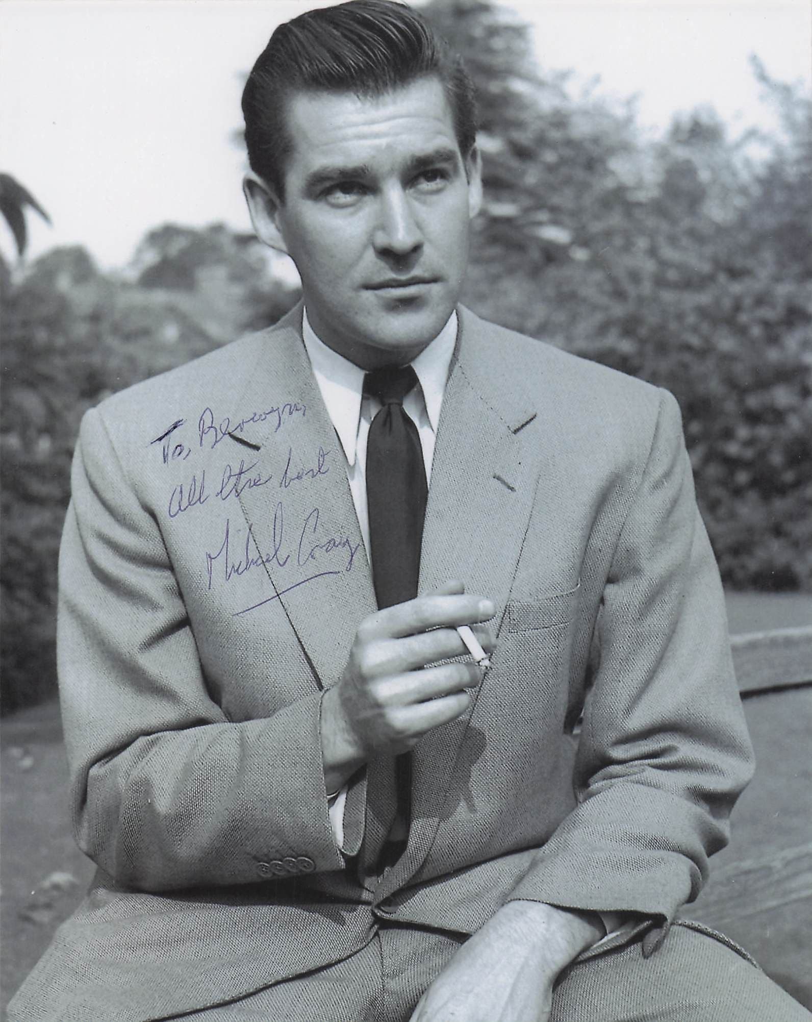 Michael Craig Vintage Large 10x8 Hand Signed Photo
