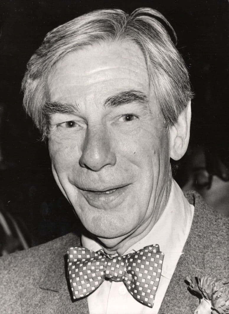 Michael Gough Aged 66 Vintage 8x6 London 1983 Press Photo